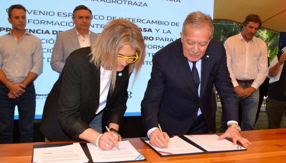 ExpoBRA 2026: Santiago y SENASA firmaron convenios para fortalecer la producción