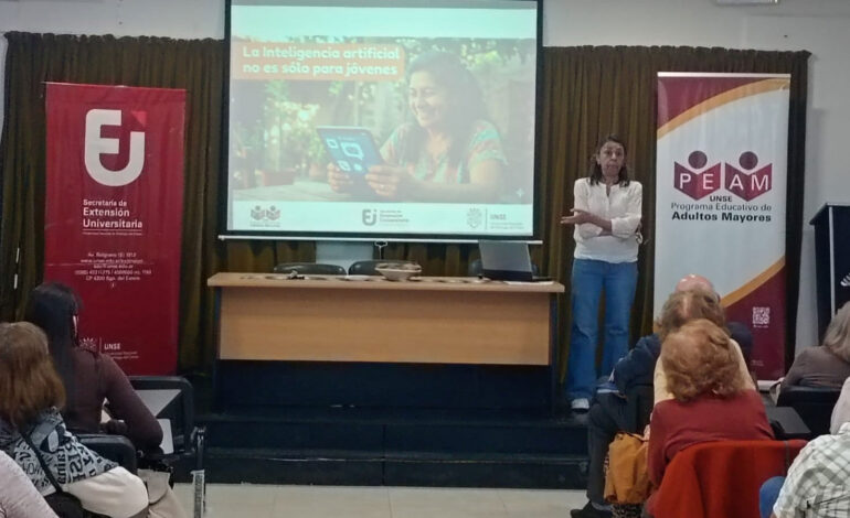 Adultos mayores de Santiago del Estero se acercan a la inteligencia artificial para aprender y recuperar recuerdos