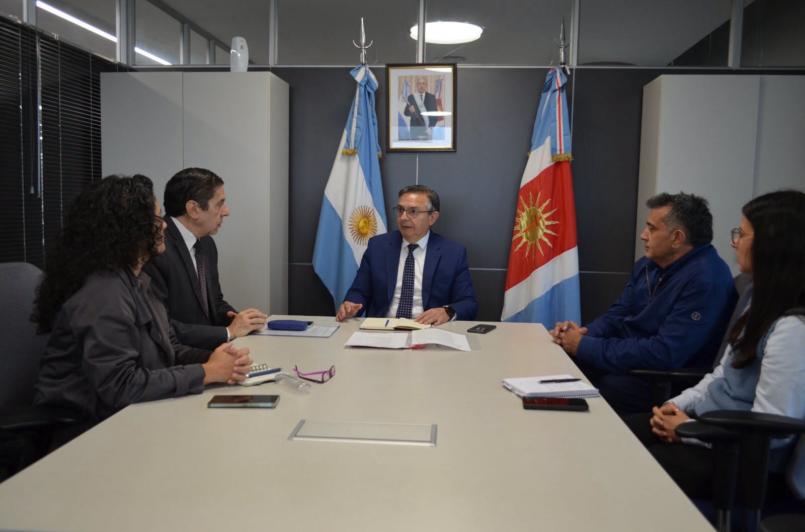 El Ministerio de Producción y la UCSE avanzan en una agenda de cooperación institucional