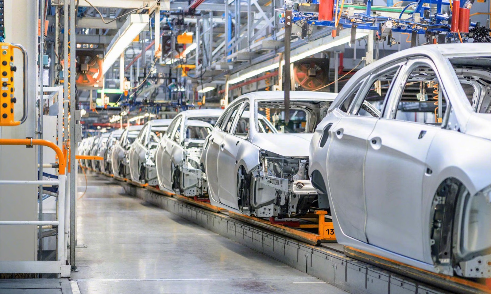 La producción de autos cayó en septiembre, pero las exportaciones marcaron una fuerte recuperación