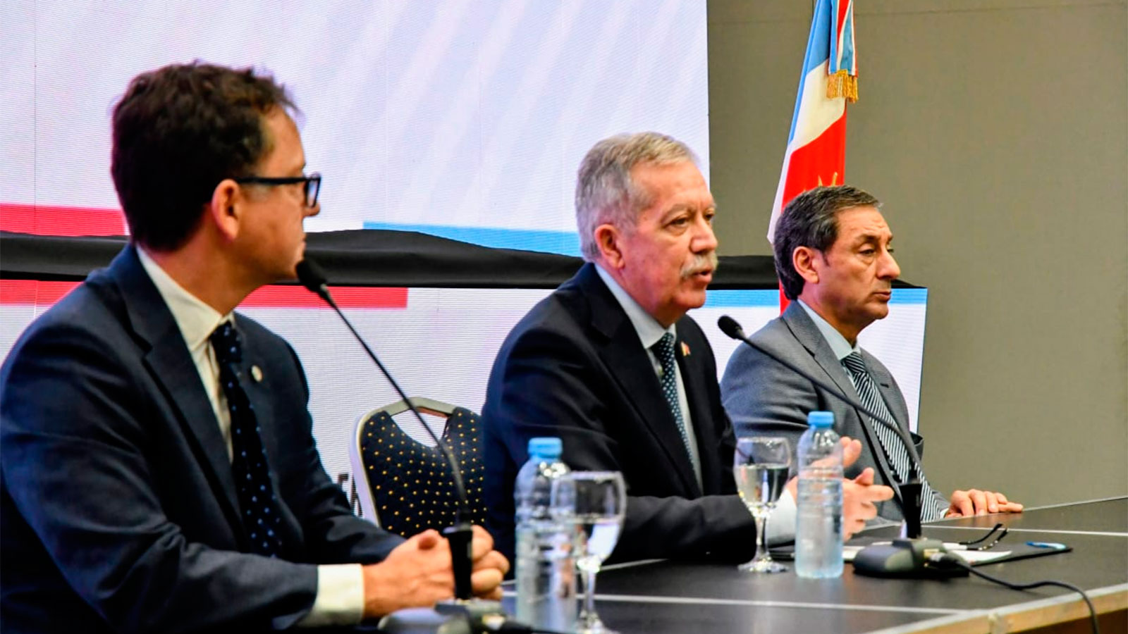 Elías Suárez anunció una inversión de $4.452 millones para financiar 46 proyectos productivos en la provincia