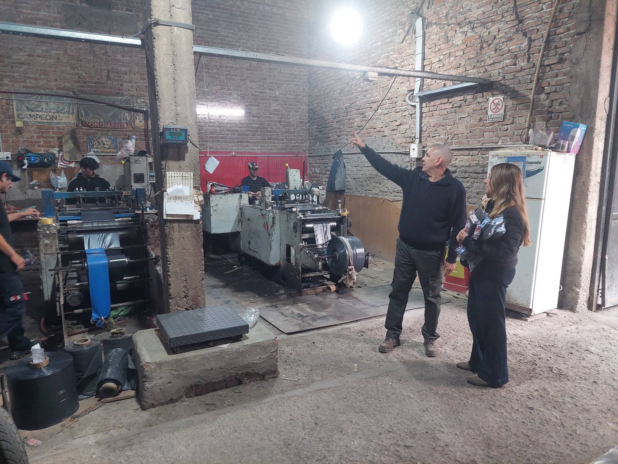 Inspeccionan establecimientos productivos para controlar el cumplimiento ambiental